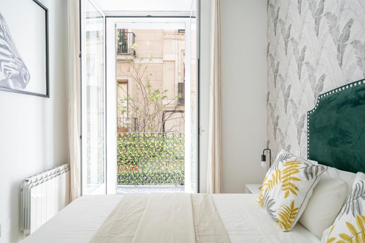 For You Rentals Elegante Y Bonito Apartamento Temporal En El Corazon De Madrid Inf1C Extérieur photo